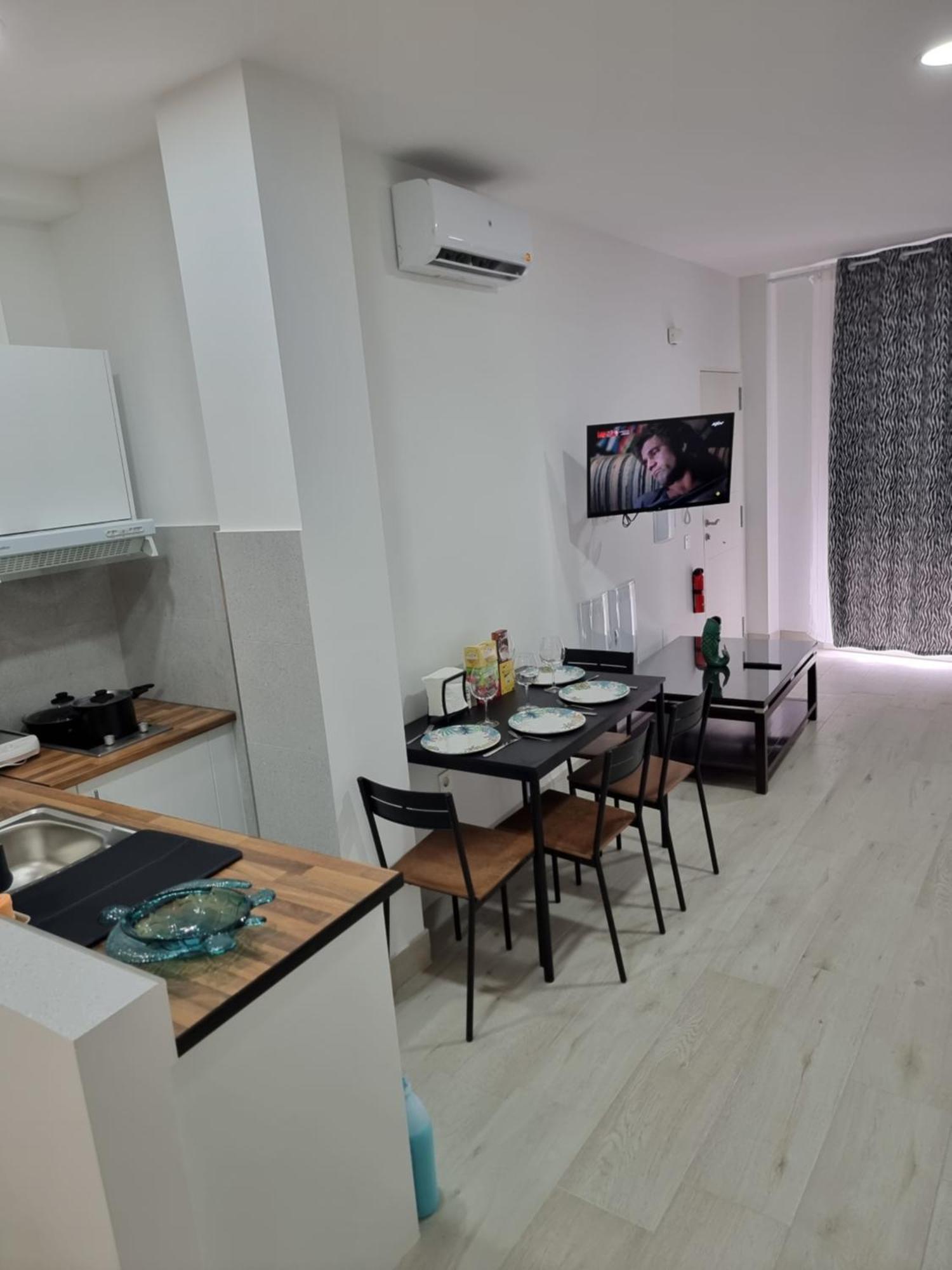 Apartamentos Zanca City Center Free Luggage Storage Málaga Eksteriør bilde